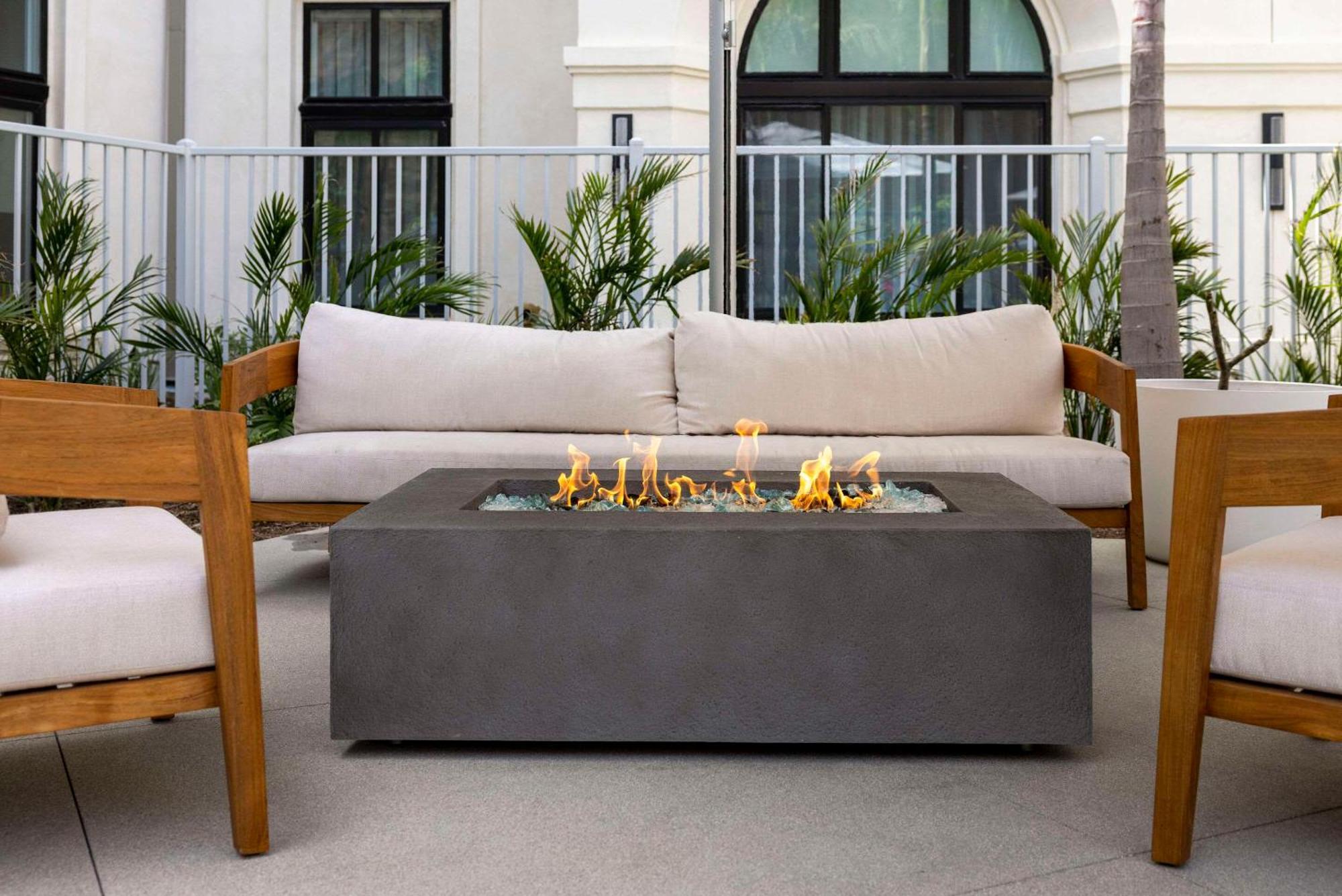 Cambria Hotel Calabasas - Malibu Exteriör bild