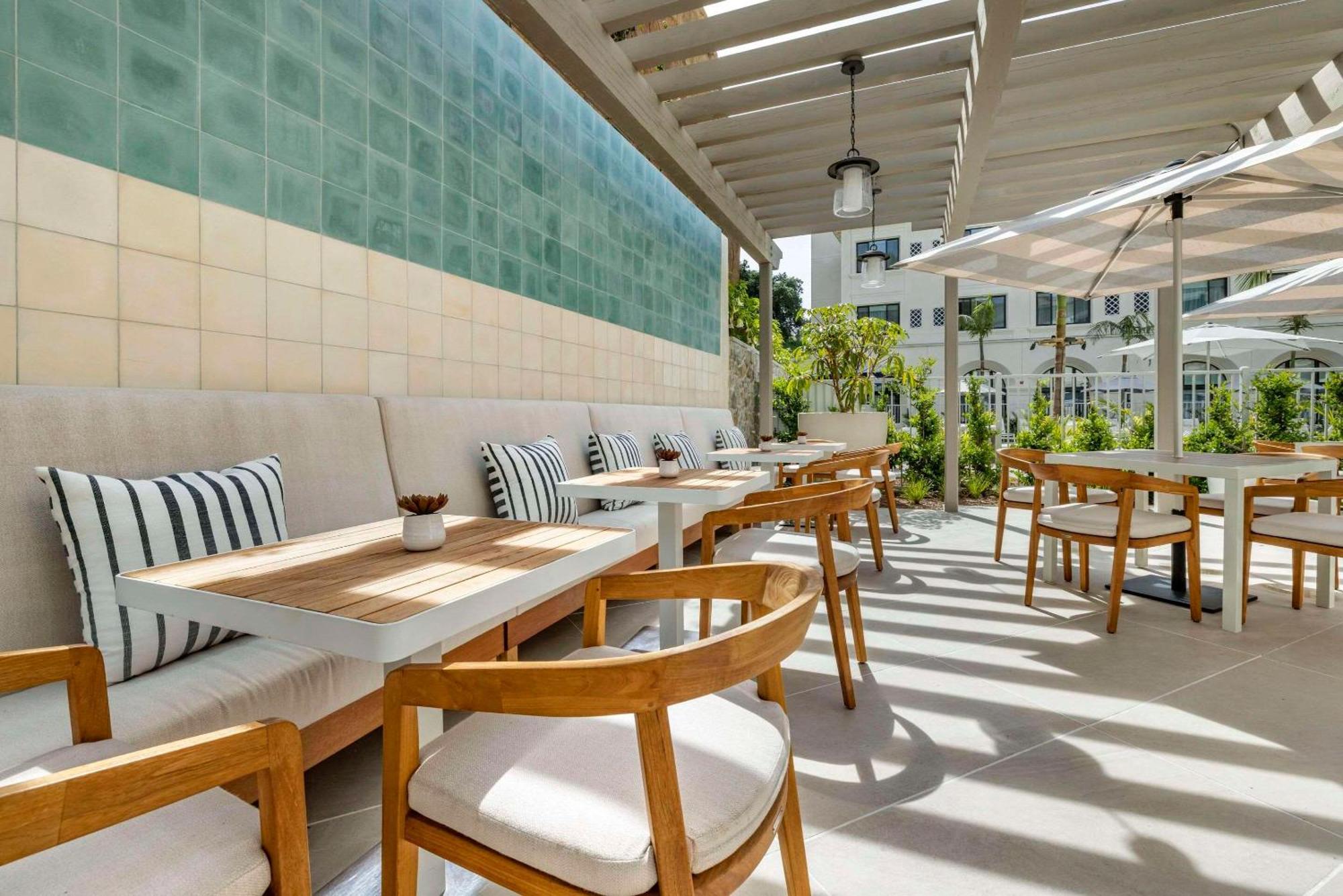 Cambria Hotel Calabasas - Malibu Exteriör bild